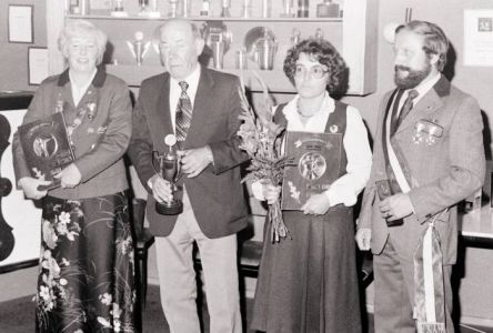 1981 - Siegerehrung Aukrug Plakettenschiessen 2.jpg