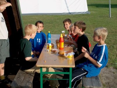 06 - E-Jugend mit Timo.jpg